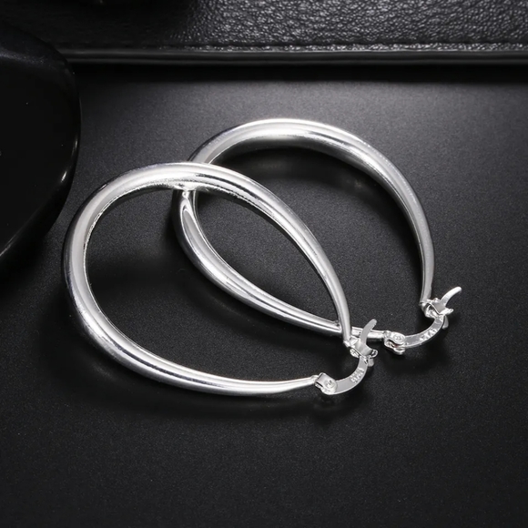 BRAND NEW S925 STERLING SILVER OVAL HOOP EARRINGS - Picture 5 of 6